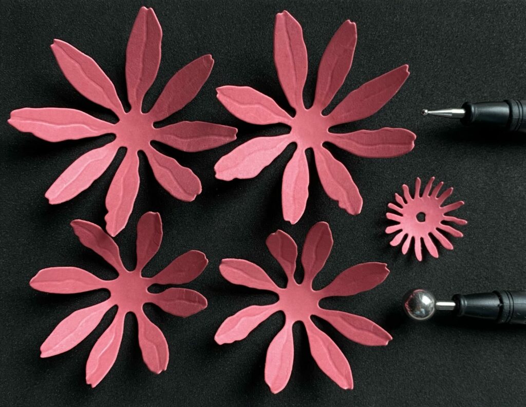 Shaping the Daisy Flower