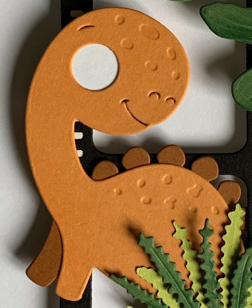 Assembled dinosaur 
