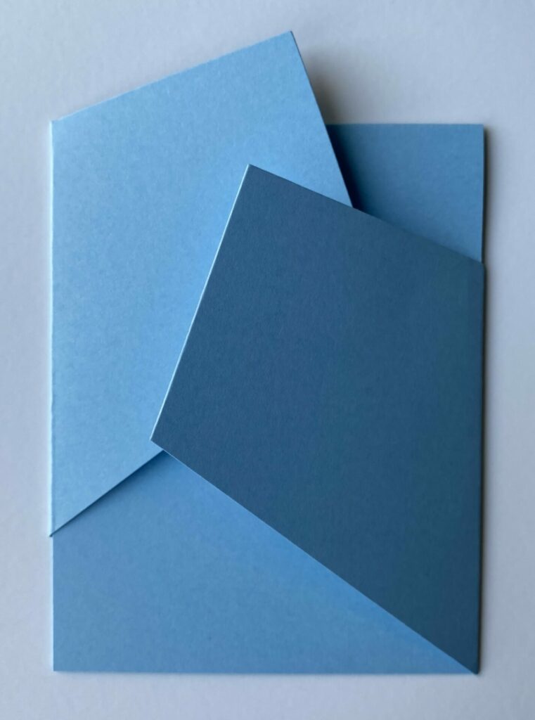 Fly a Kite Gatefold Card Base