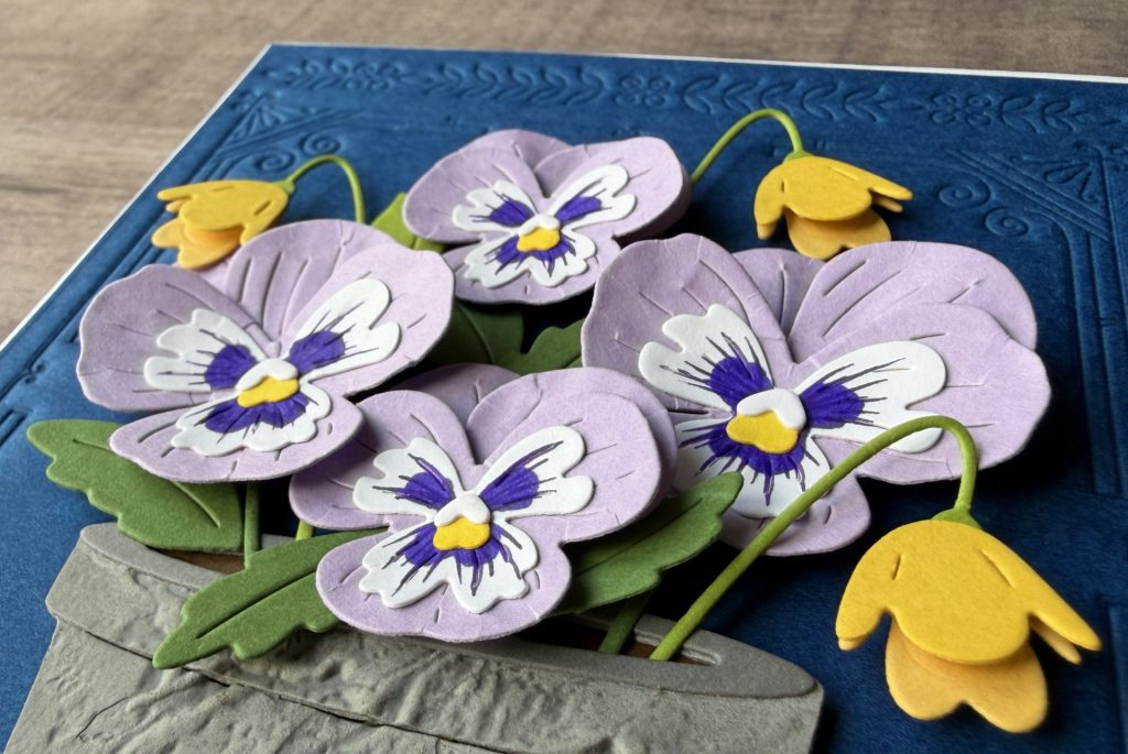Spellbinders April Clubs - Small Die of the Month Card